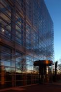 Glasfassade - modernes Bauwerk | freestockgallery