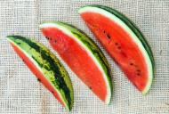 Drei Scheiben Wassermelonen - kostenlose lizenzfreie Bilder