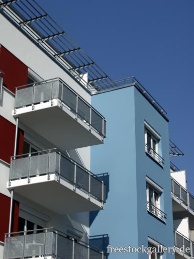 Moderne Fassade mit Balkonen - GebÃ¤ude Haus