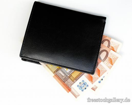 50 Euro Scheine in einer schwarzen GeldbÃ¶rse