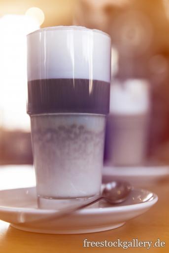 Milchkaffee im Glas