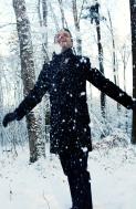 Mann im Schnee  - kostenloses Bild